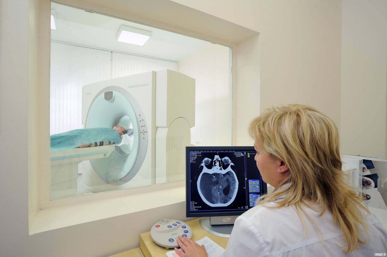 Кт брюшной полости: что это такое и для чего делают компьютерную томографию, цена, что покажет обследование, входит ли желудок, грудная клетка и другие органы?
