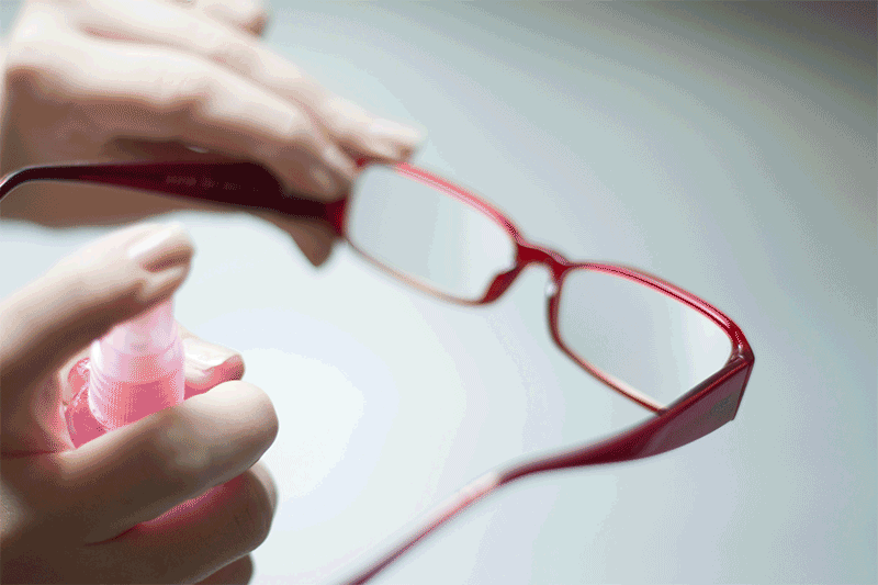 Лайфхак: как сделать очки идеально чистыми