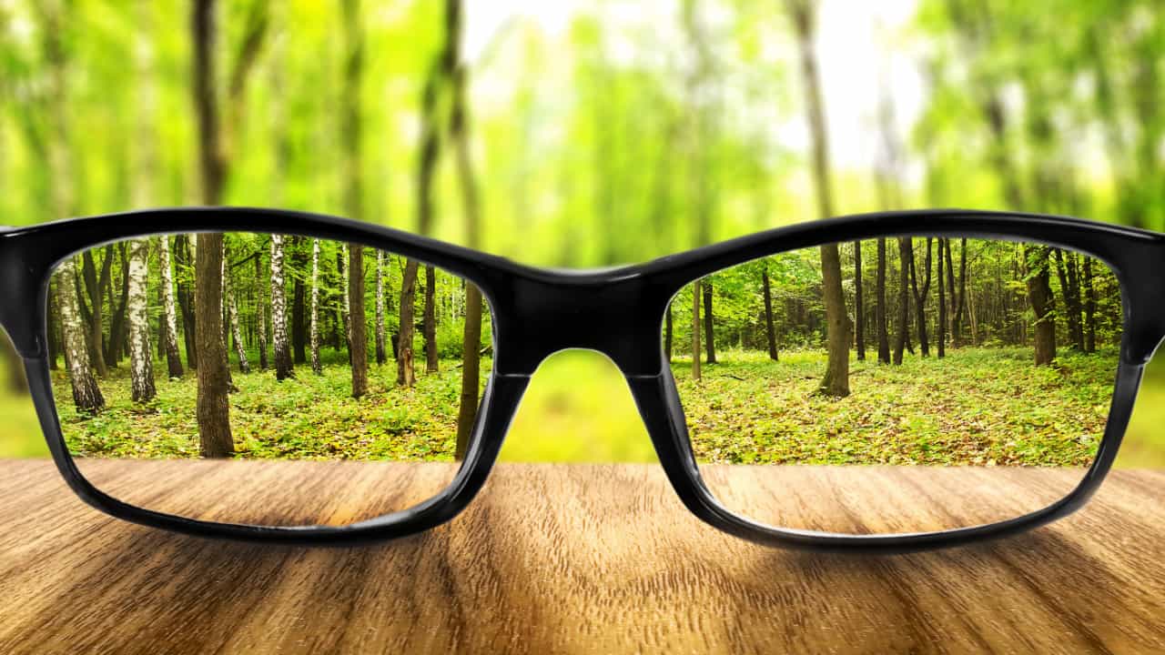 Как привыкнуть к очкам с астигматизмом