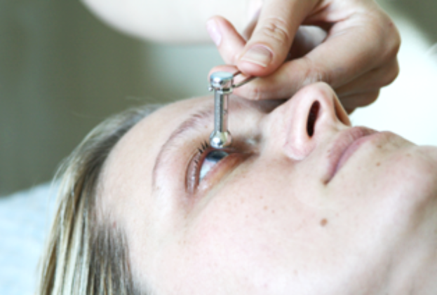 Процедура офтальмометрии или как определить главную причину ухудшения зрения