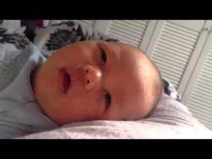 Новорождённый закатывает глаза возможные причины - медицинский справочник medana-st.ru