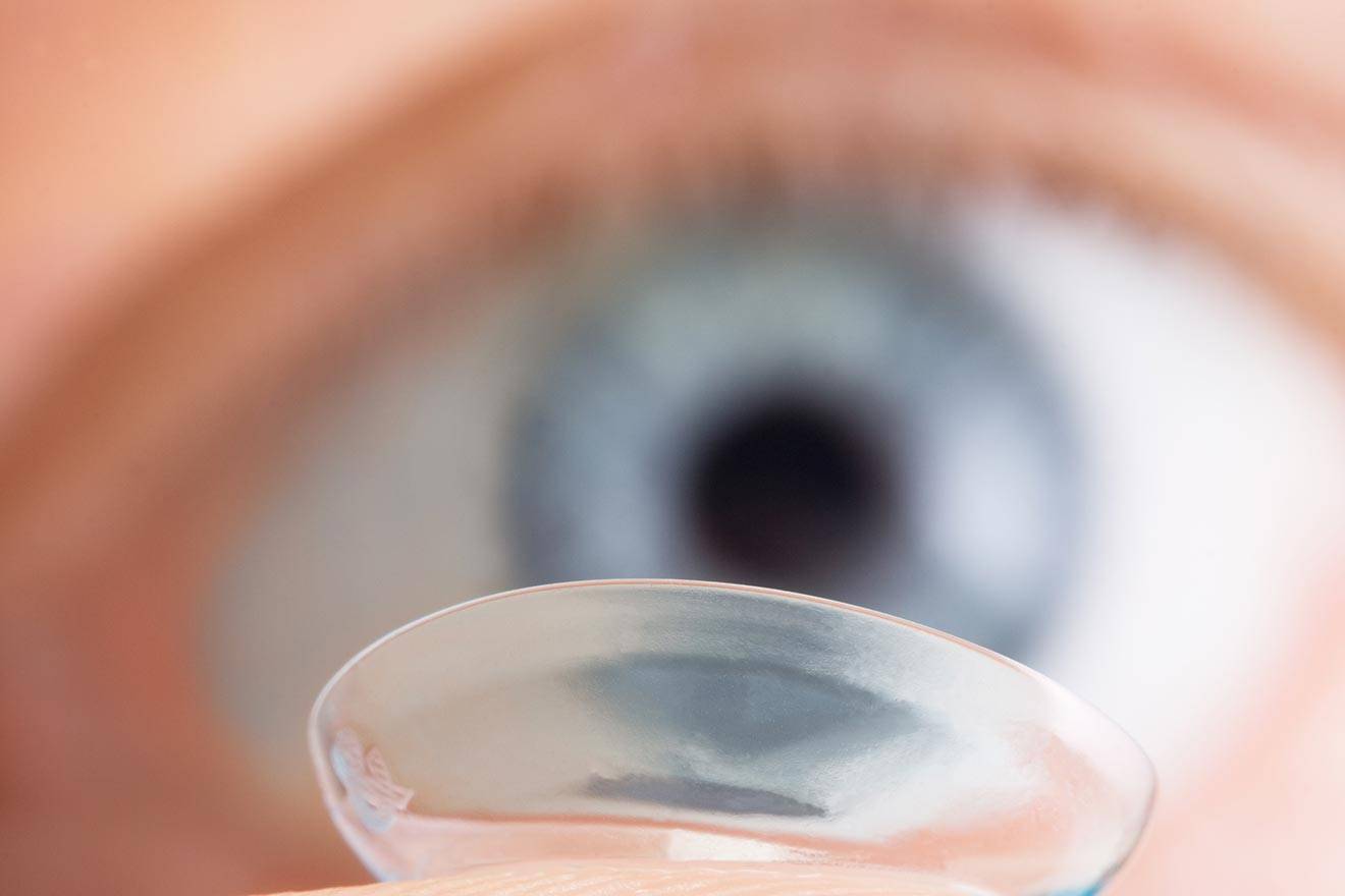 На страже зрения: со скольки лет можно носить контактные линзы детям? особенности и правила