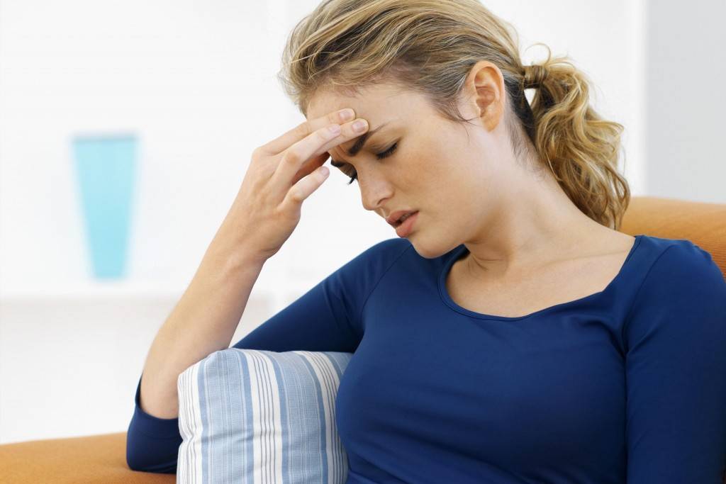 Болит голова и глаза: 21 причина появления неприятных ощущений