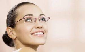 Астигматизм и очки: важные аспекты коррекции зрения