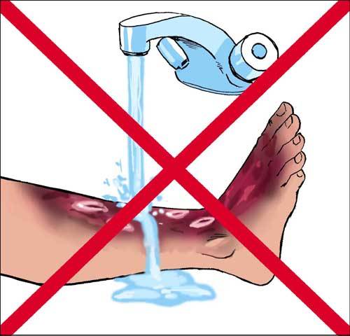 Можно ли контактные линзы промывать водой: почему нельзя