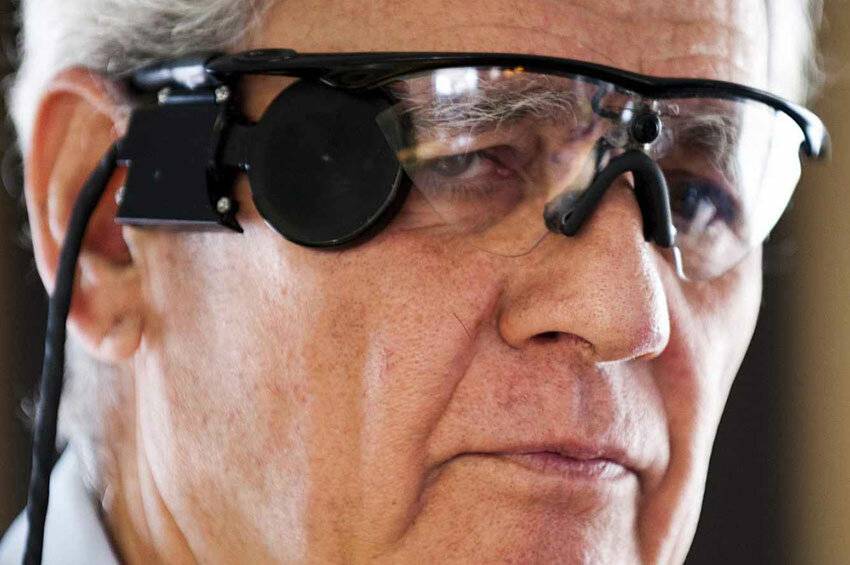 Больше не фантастика: восстановить зрение теперь можно бионическими глазами (7 фото) — нло мир интернет — журнал об нло