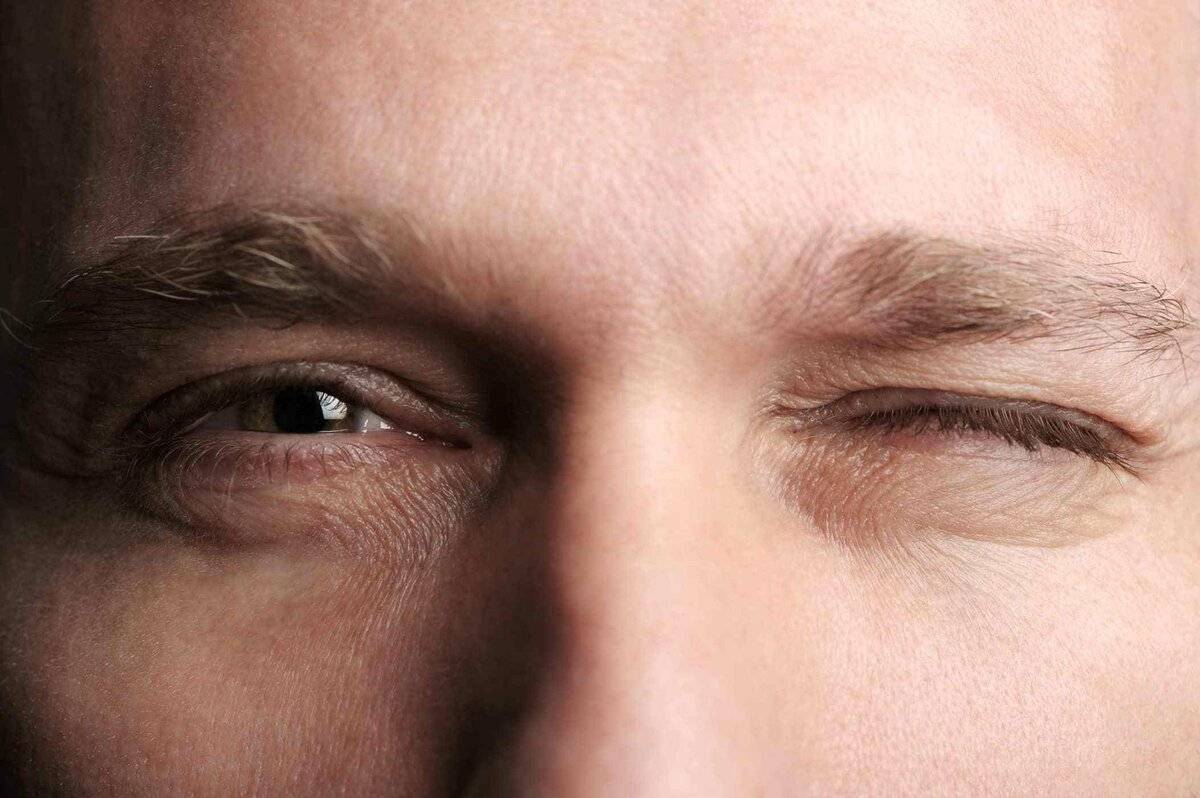 Частое моргание глазами у взрослых: офтальмологические или неврологические причины? частое моргание глазами: как лечить
