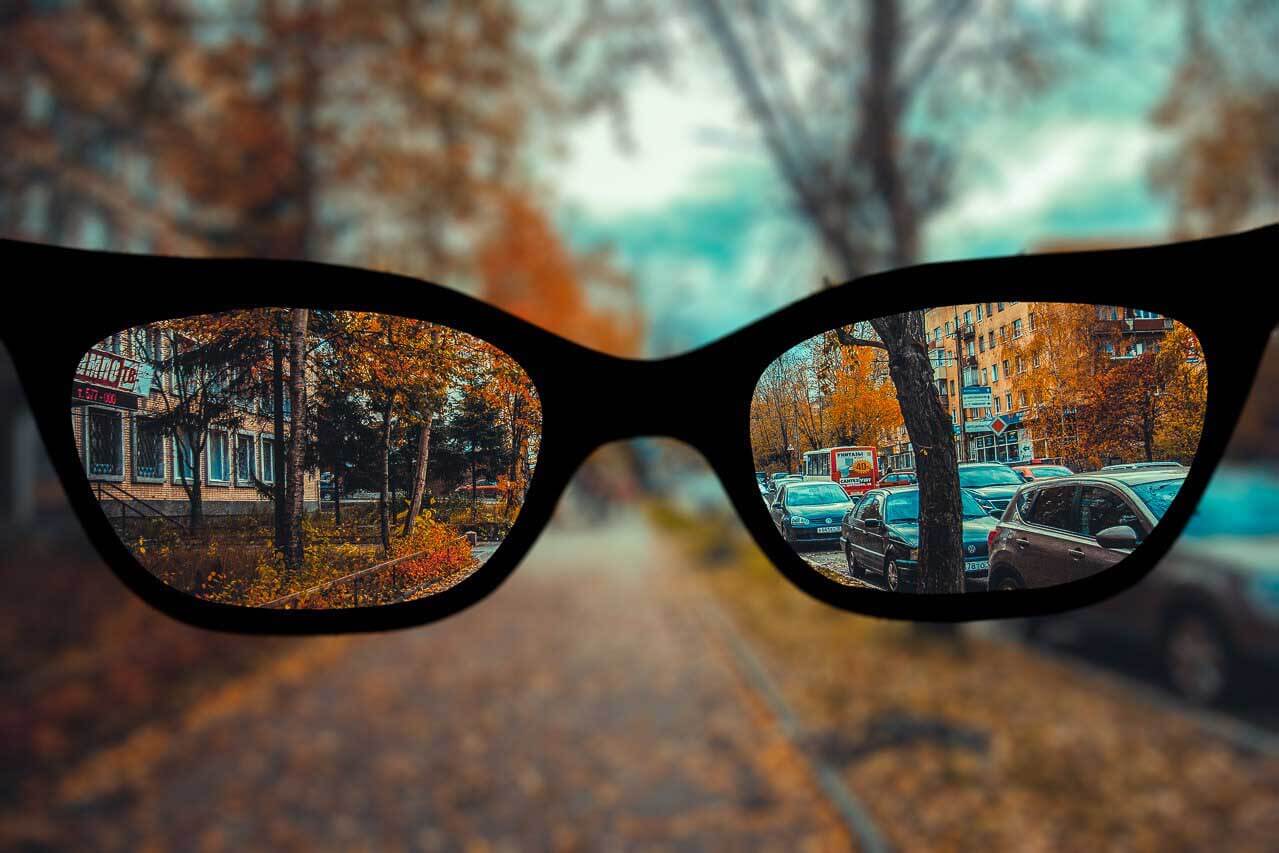 Что значит зрение минус 6 и как видит человек с близорукостью высокой степени?