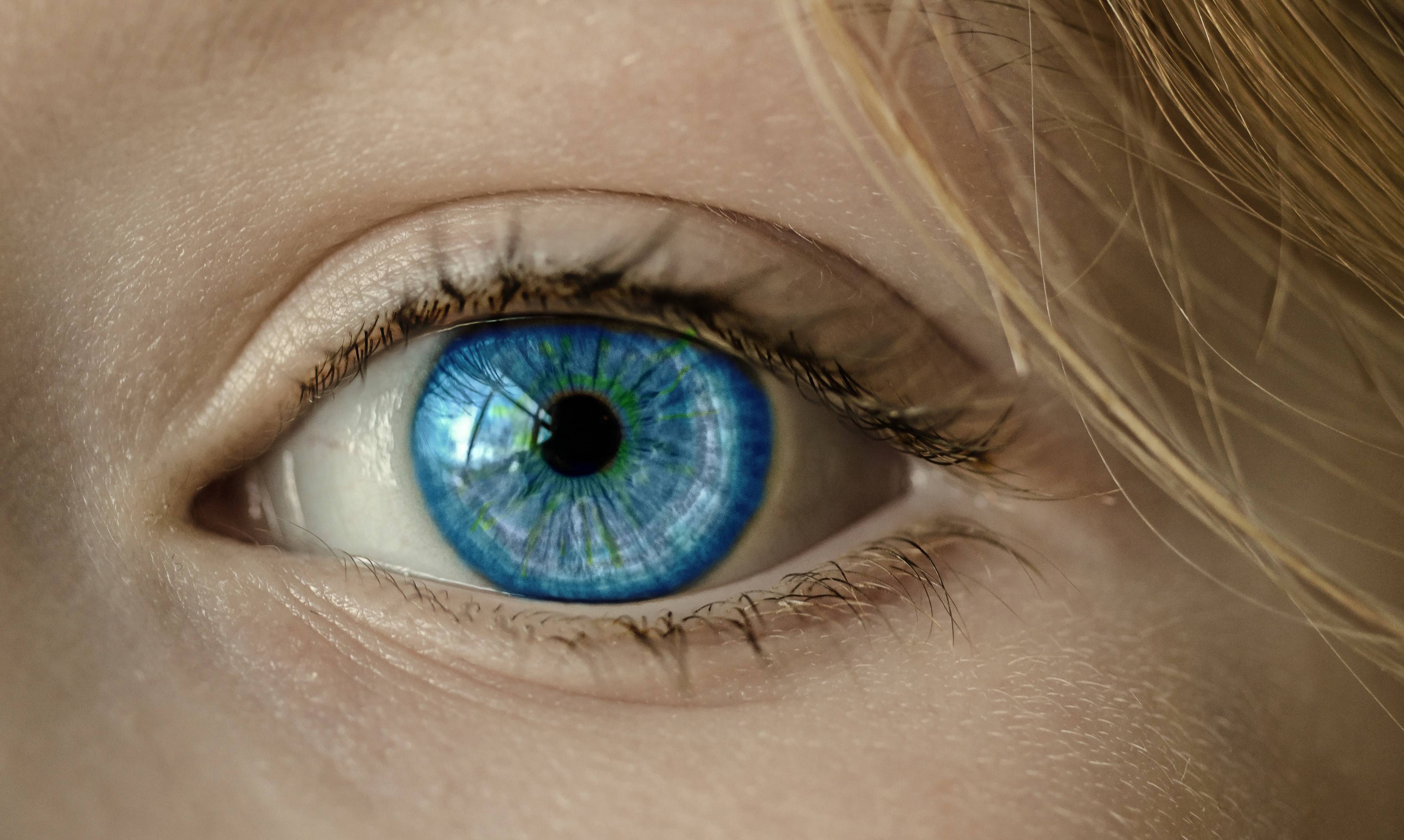 Зелено-карие глаза: значение, секреты макияжа - "здоровое око"