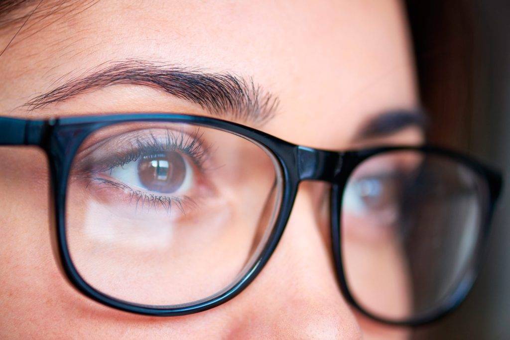 Астигматизм и очки: важные аспекты коррекции зрения