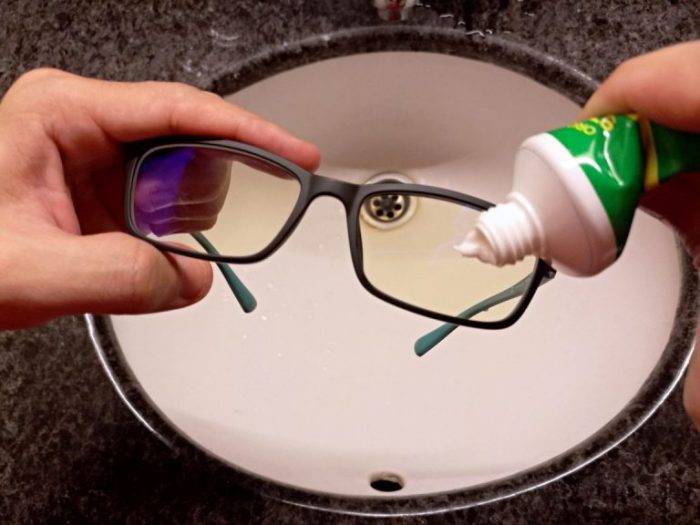 Полировка линз на очках из стекла и пластика в домашних условиях