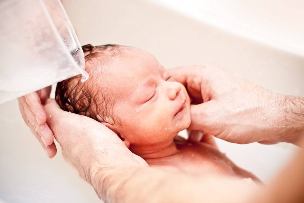 Глазик гноится у новорожденного чем промывать