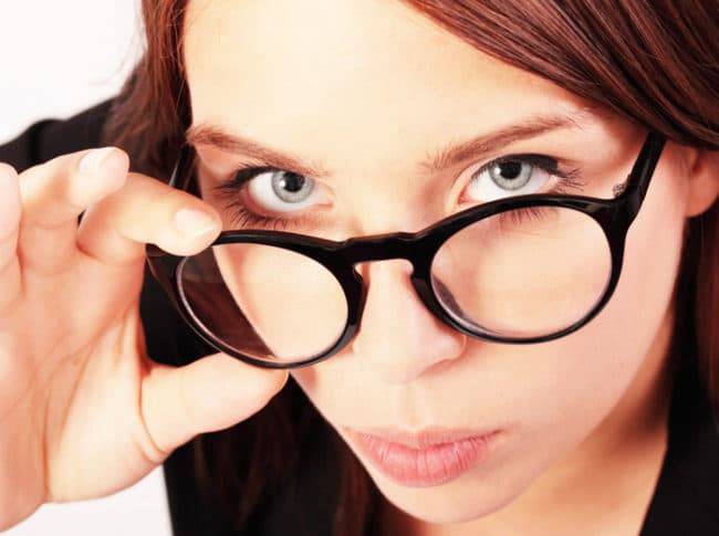 Очки при близорукости: как подобрать и нужно ли постоянно их носить