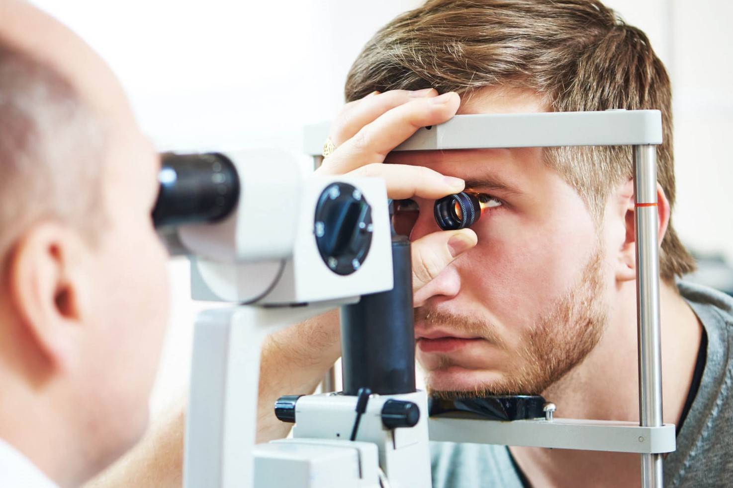 Симптомы и причины помутнения хрусталика, методы лечения катаракты и профилактика болезни