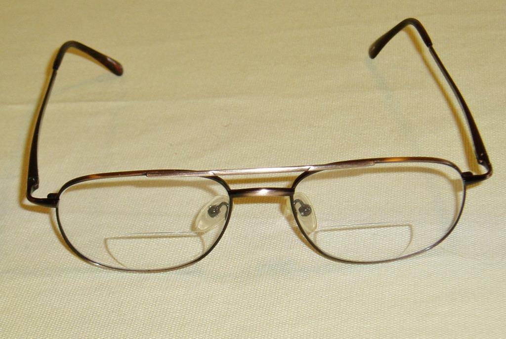 Мультифокальные очки - что это, особенности прогрессивных линз для очков