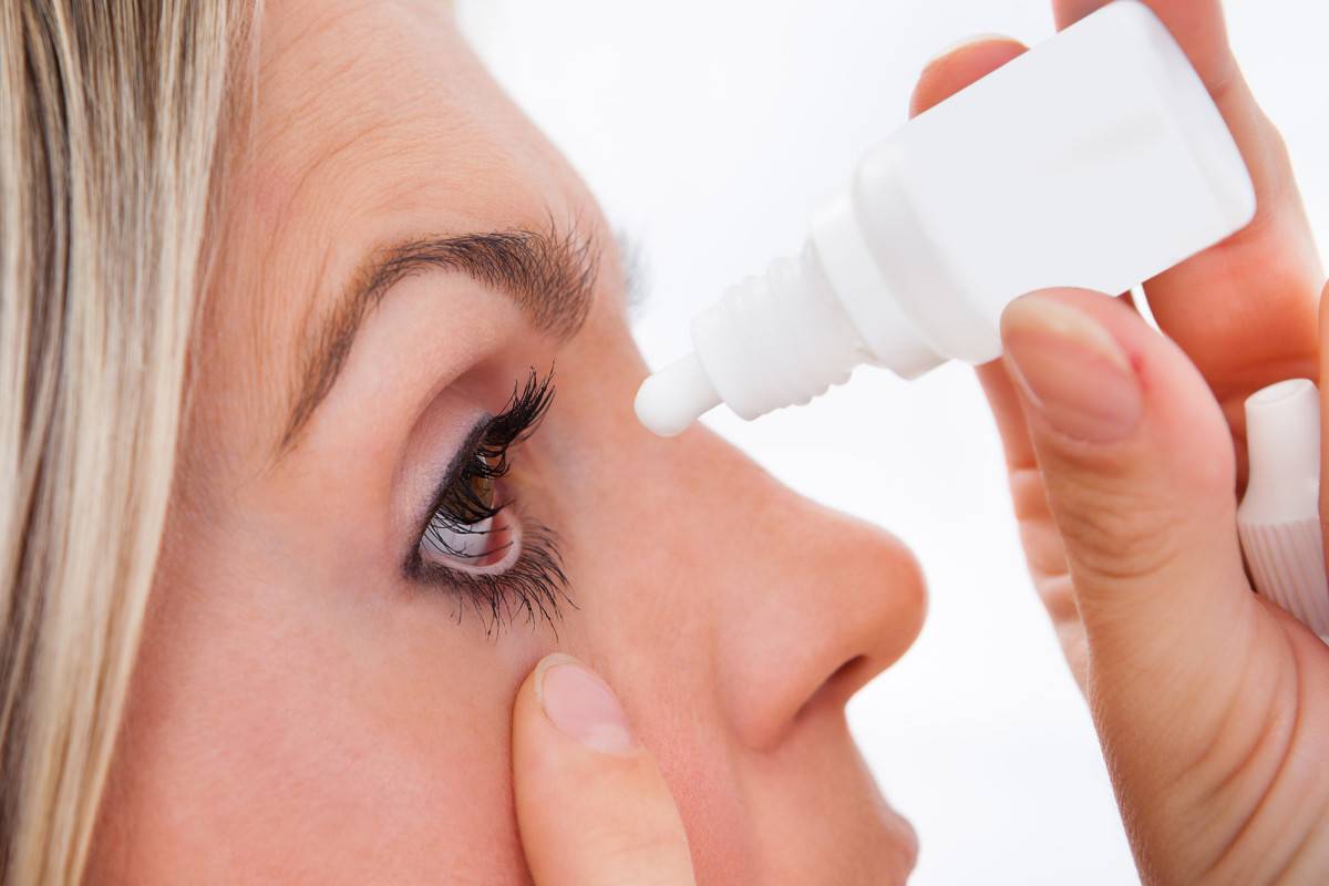 Как снять глазное давление лекарственными препаратами и народными средствами